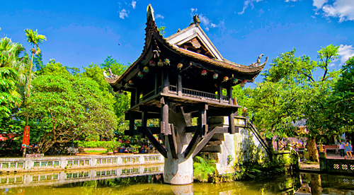 Hanoi' s iconic  One Pillar Pagoda